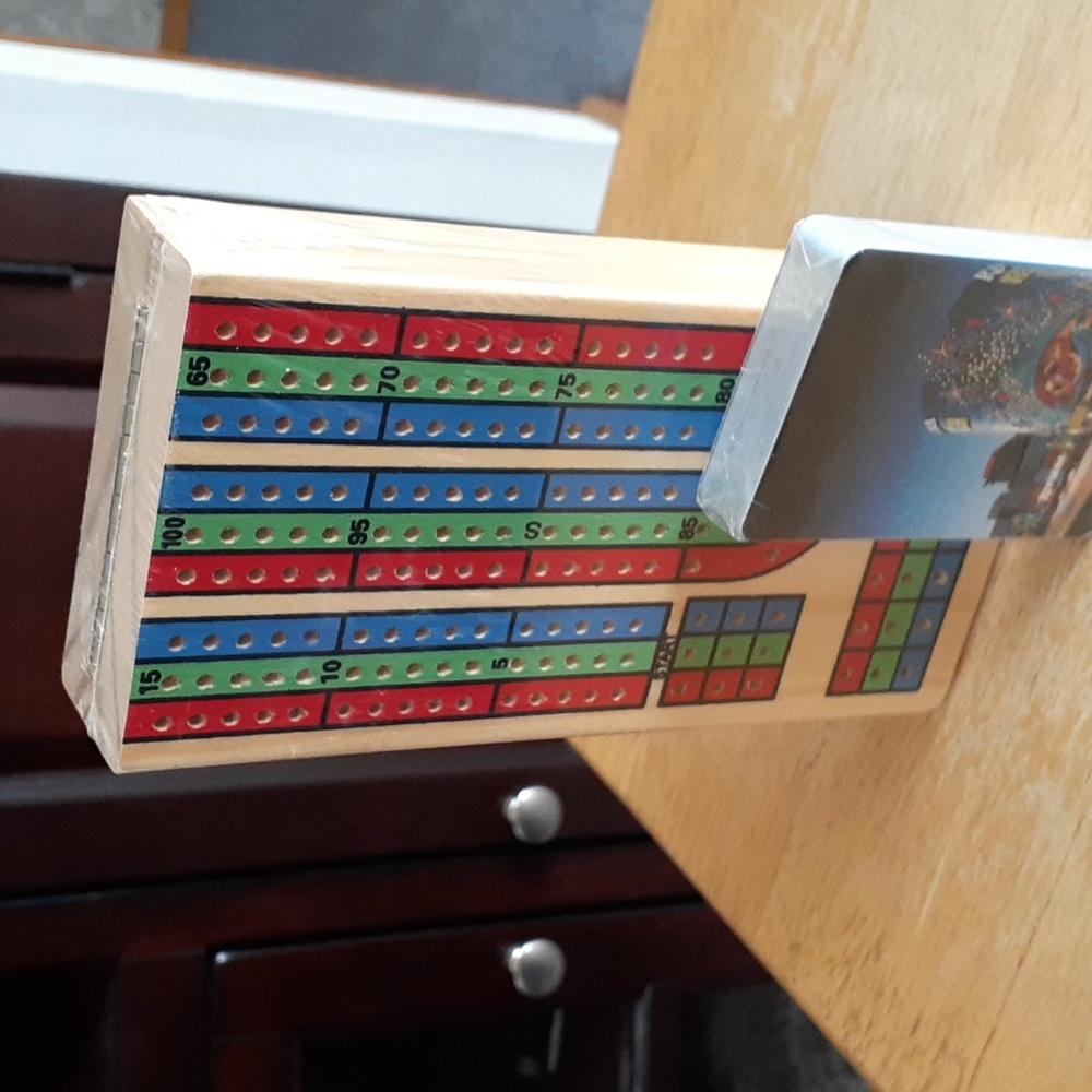 Wooden Cribbage Board Game Set with Cards FF127 - Picture 5 of 5